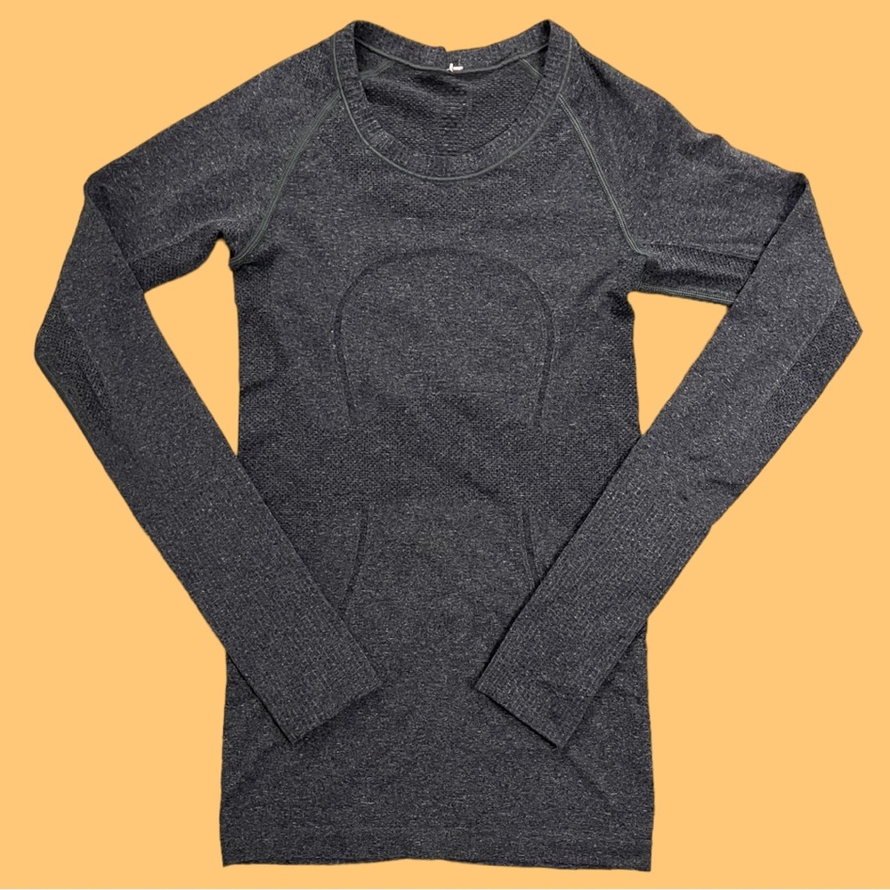 Excellent condition! Lululemon athletica Long Sleeve Seamless Top in Dark Gray